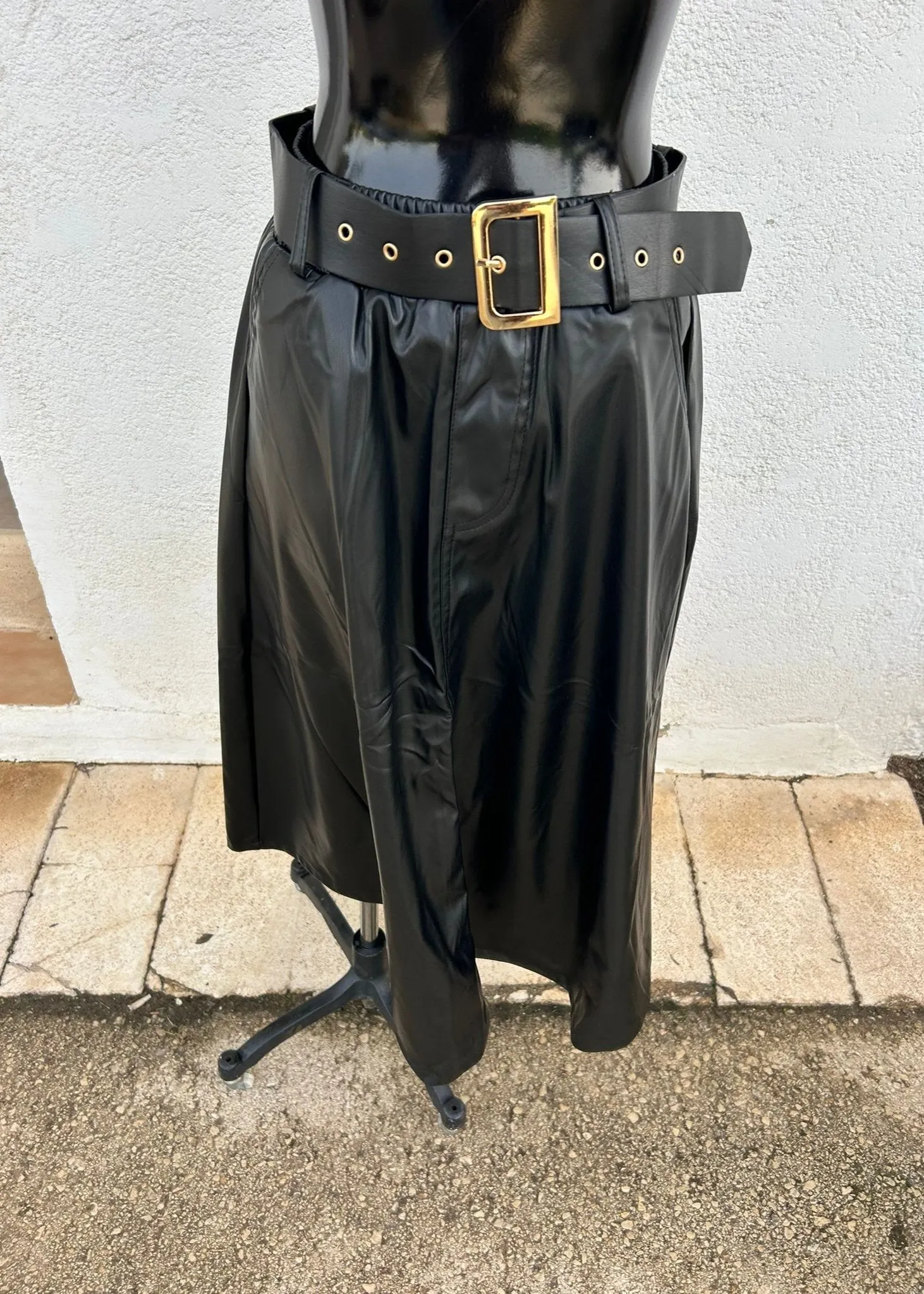 A-Line Poli Piel Skirt