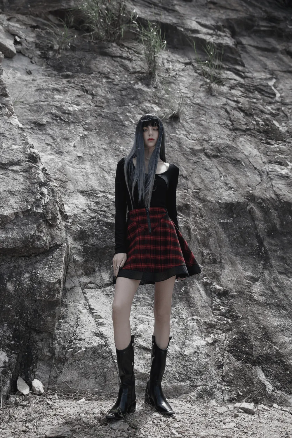 Chic Plaid Mesh Stitch Skirt with Sun-Hem Detail