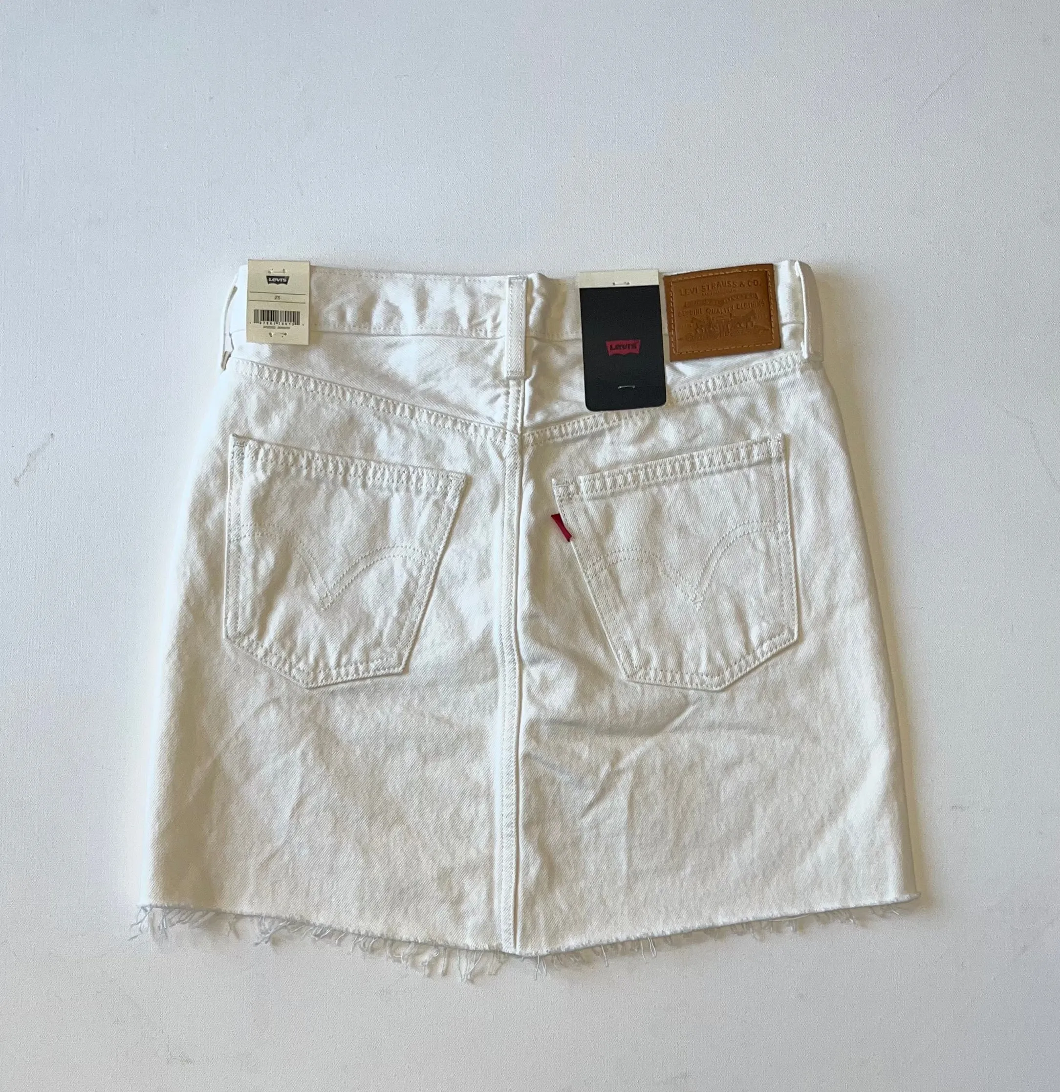 LEVI’S Cut Off Mini Skirt